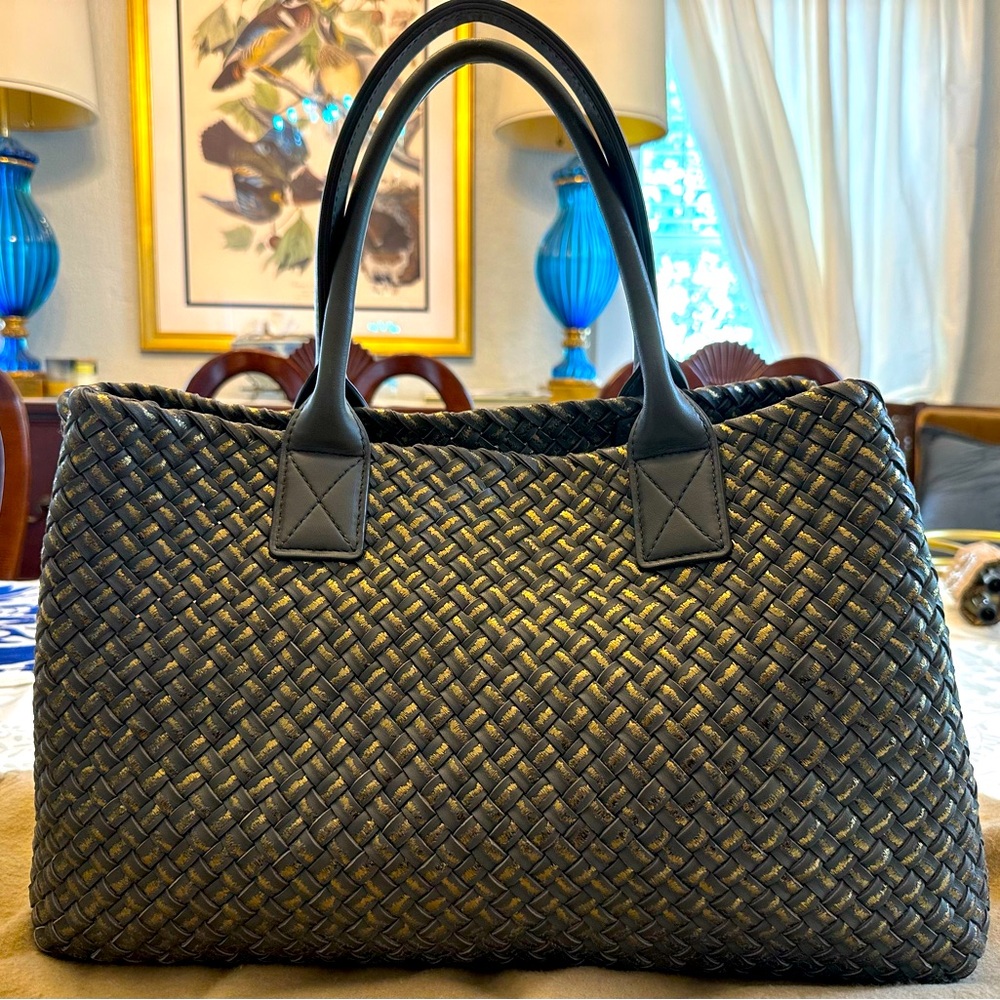 Stunning Bottega Veneta Medium Cabat Tote, Limited Edition, Dark Gray and Gold